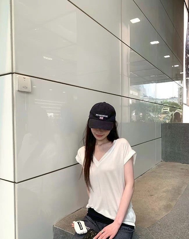 Mon. 原生鬆弛感V領寬鬆短袖上衣 白/灰
