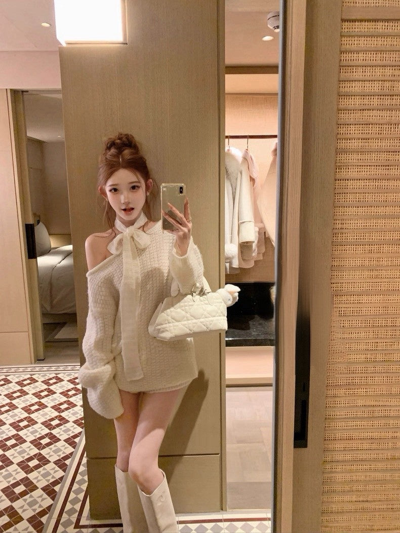 Tue. 氣質過節 聖誕vibe斜領純慾毛衣 紅/白