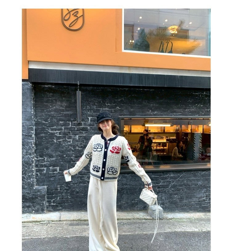 Thu. 淡味牛津chic熱巴同款玫瑰刺繡針織開衫 米白