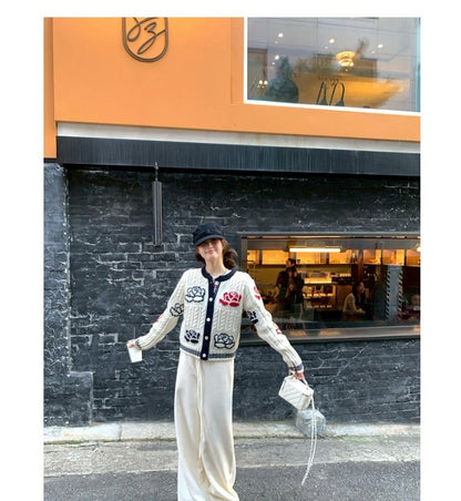 Thu. 淡味牛津chic熱巴同款玫瑰刺繡針織開衫 米白