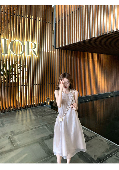 Sat. 麻繩繞脖飄飄裙