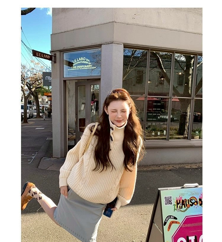 Thu. 濟州橙酒 厚麻花鈕扣高領針織上衣 杏