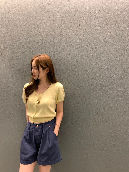 Tue. 泡泡袖針織圓領上衣 雞蛋花