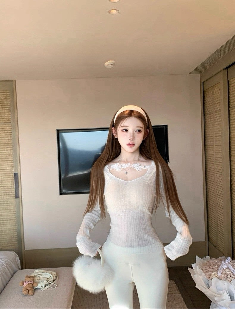 Tue. 心動蕾戀貓語 坑條羊毛 V領打底上衣 白