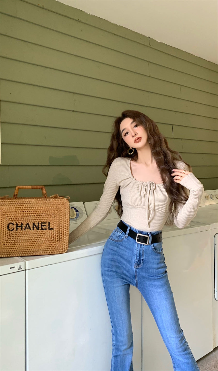 Wed. 溫柔復古方領綁帶上衣