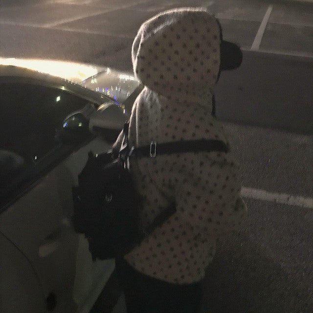 Fri. 熱呼便利店愛心波點羊羔毛連帽外套 咖/灰