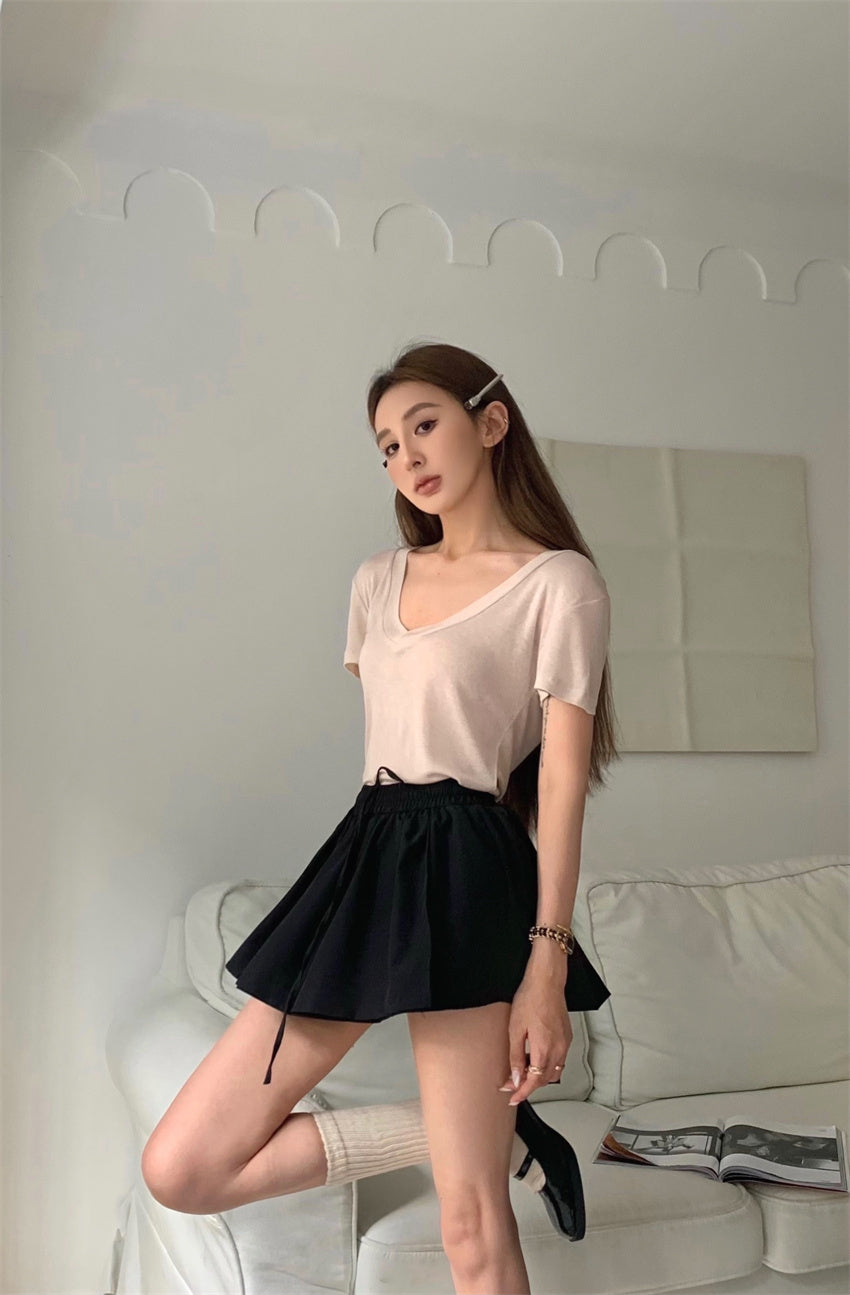 Mon. 慵懶大V領純色上衣 米色