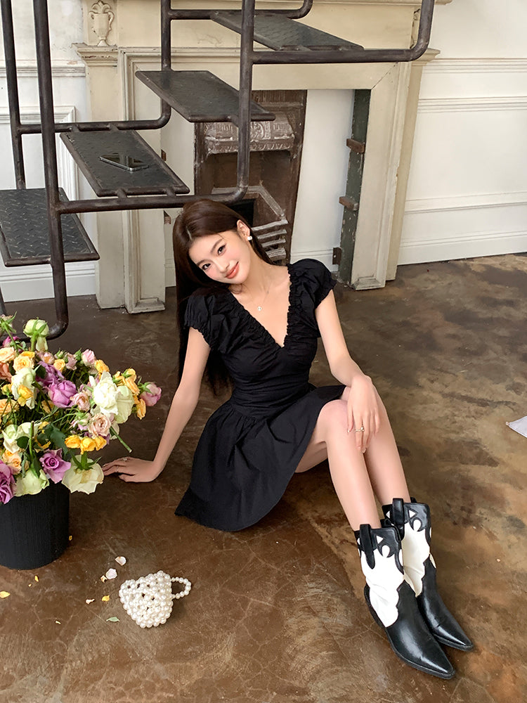 Fri. 法式收腰大V芭蕾裙 黑