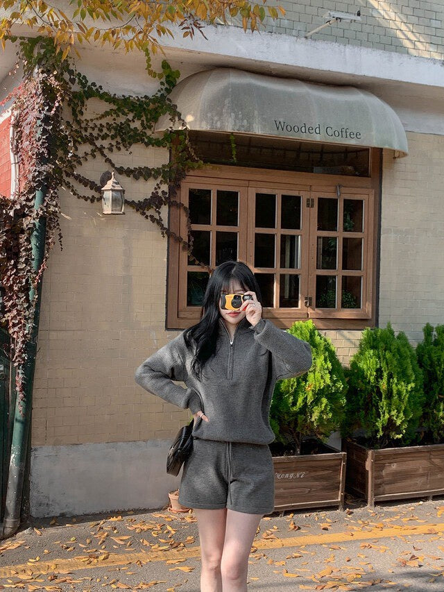 Mon. 休閒慵懶立領針織短褲套裝 灰色/米色