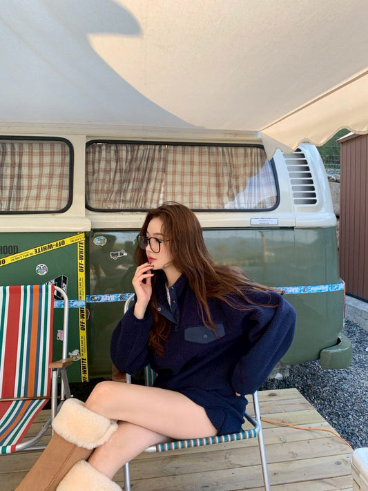 Fri. 冬季戀歌羊羔毛休閒立領上衣短褲套裝 藏藍/杏色