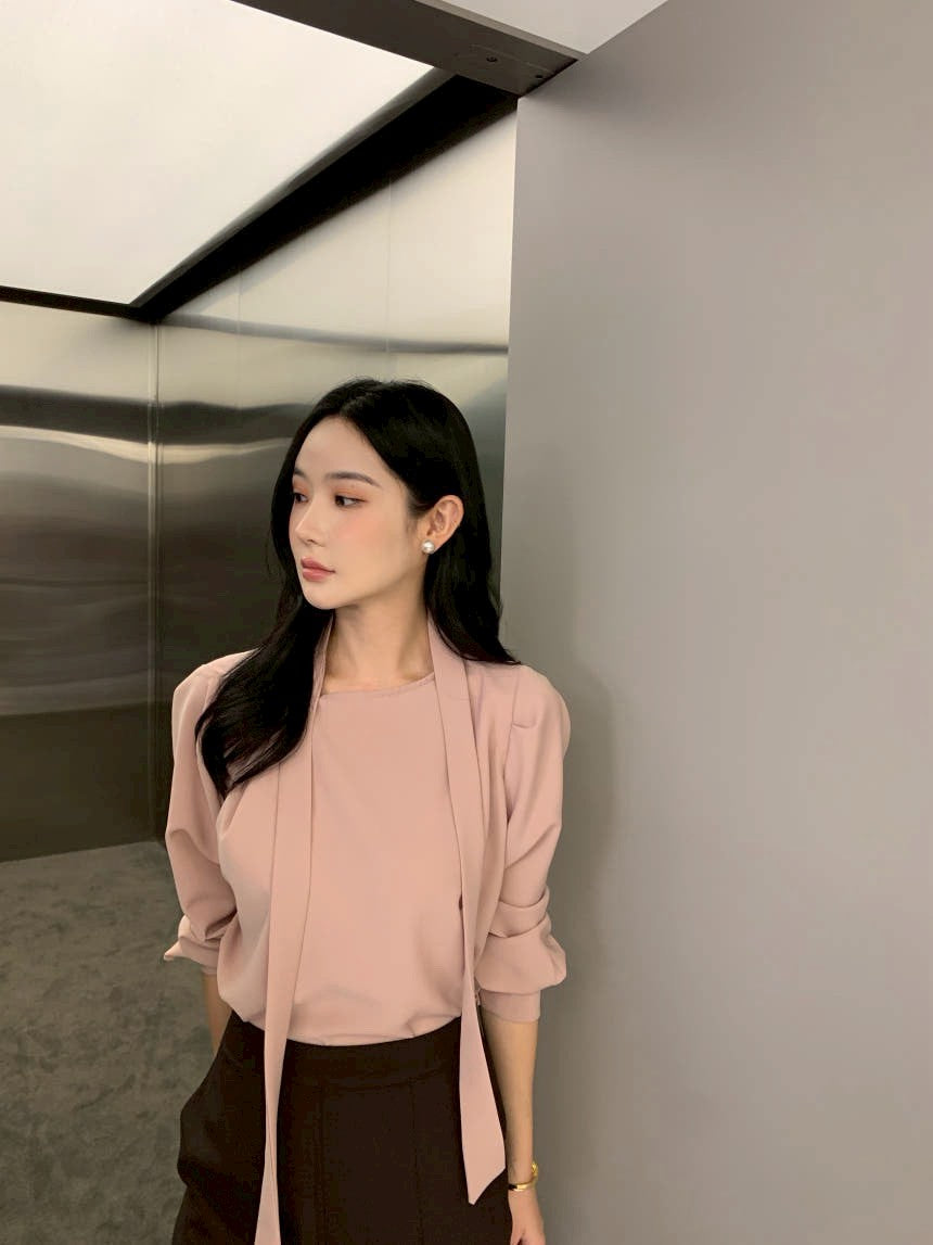 Fri. 法式新款掛脖飄帶氣質上衣 粉/藍