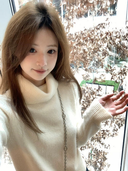 Mon. 軟糯糯浣熊絨羊毛高領百搭上衣 米白/粉