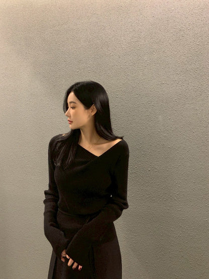 Fri. 秋冬設計感修身繫帶慵懶針織上衣 黑/米白