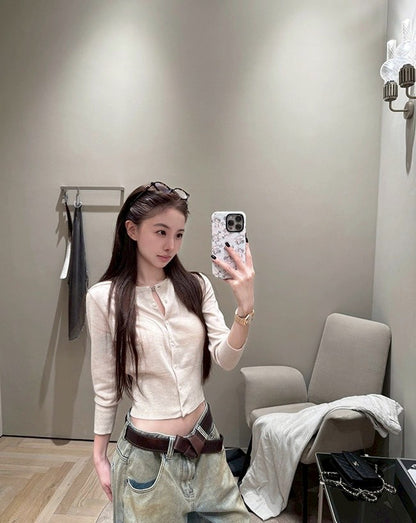 Fri. 簡單主義修身版型60支羊毛中袖單排上衣 燕麥/粉