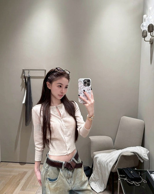 Fri. 簡單主義修身版型60支羊毛中袖單排上衣 燕麥/粉