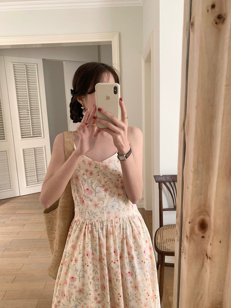 Mon. 文藝甜心碎花花園吊帶連身裙