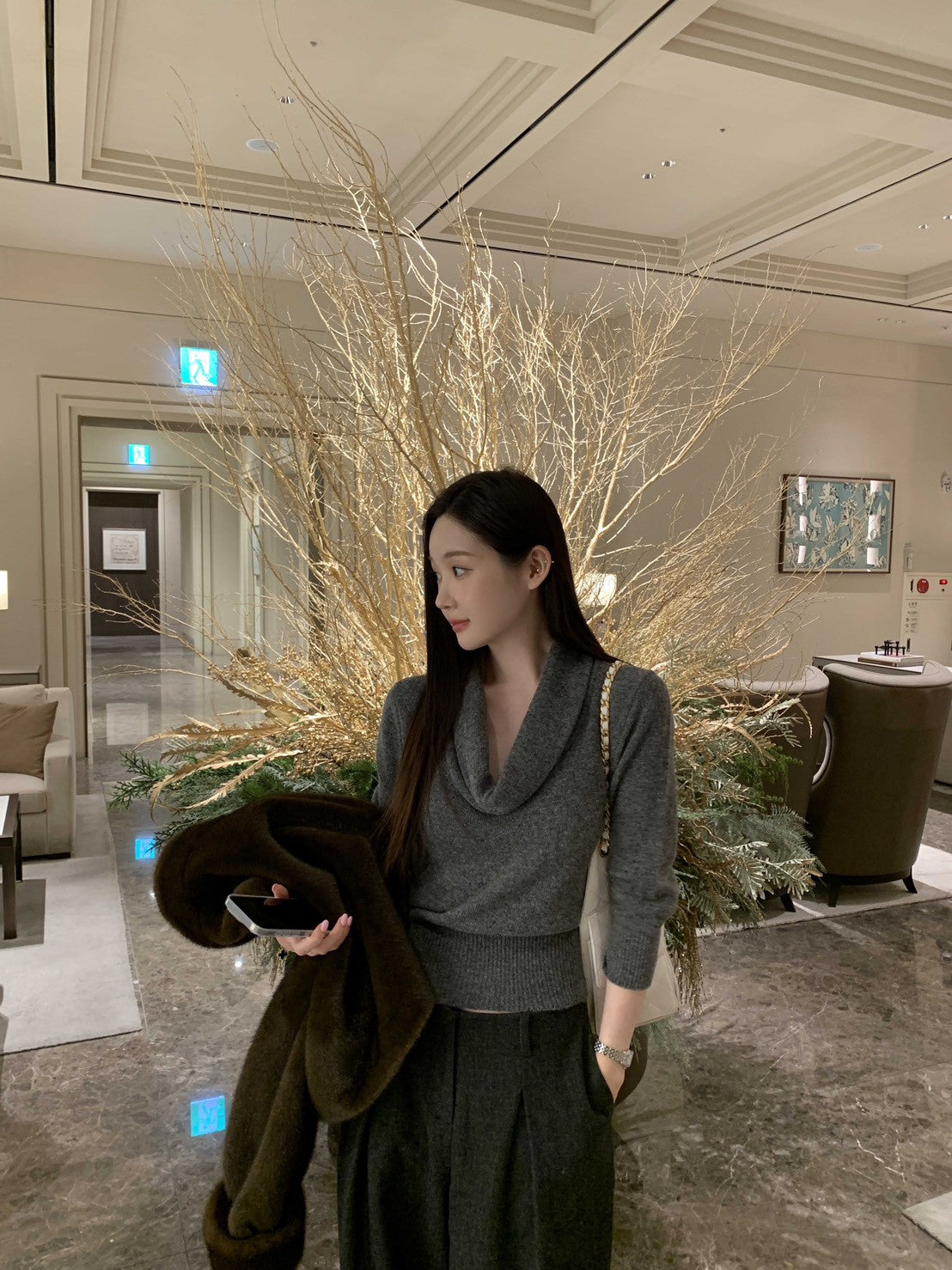 Mon. TH高蘯領修身針織上衣 灰/黑/咖