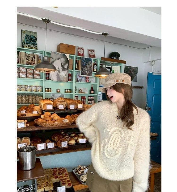 Tue. 昆丁少女圓領麻繩編針織上衣 米