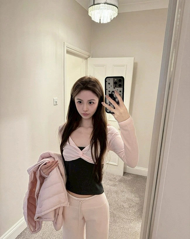 Fri. 復古蝴蝶扭結撞色長袖磨毛上衣 粉/咖白