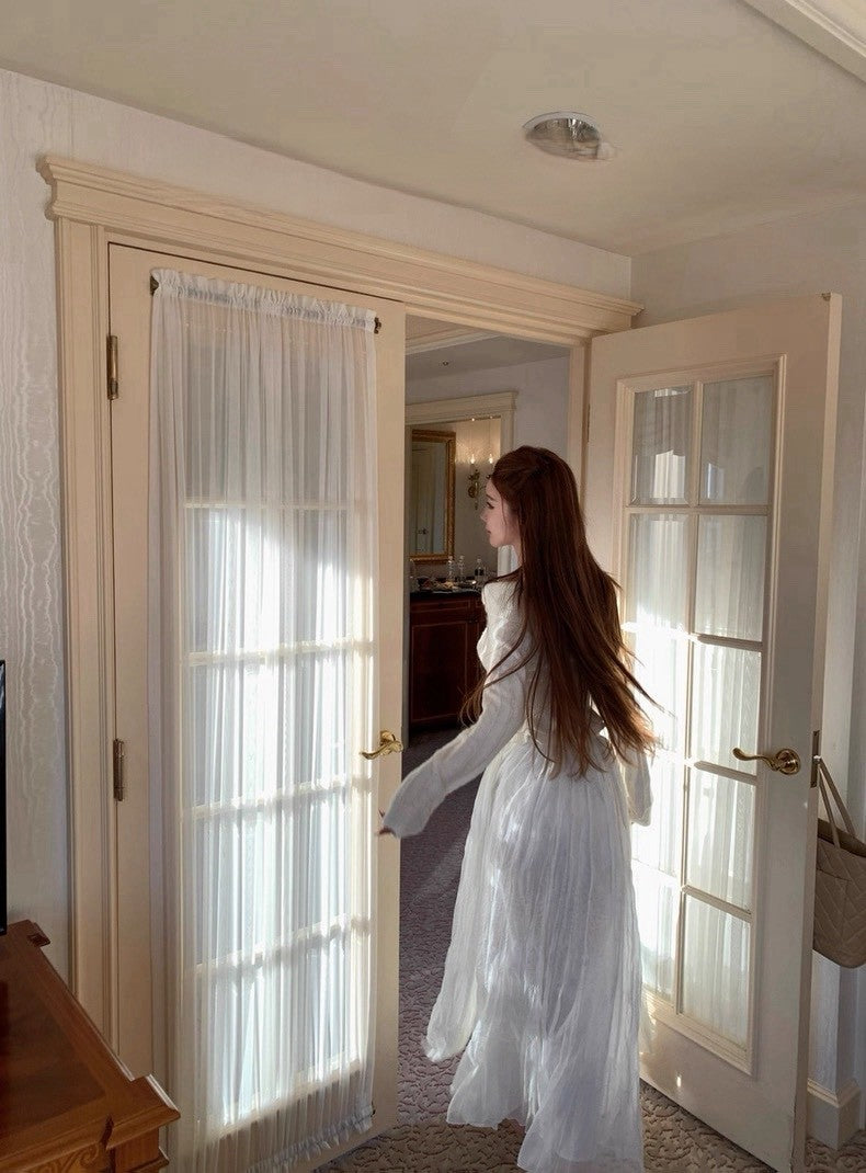 Tue. 溫婉雪松vtg木耳邊翻領羊毛衣 蛋白皺皺半身裙 白/長款