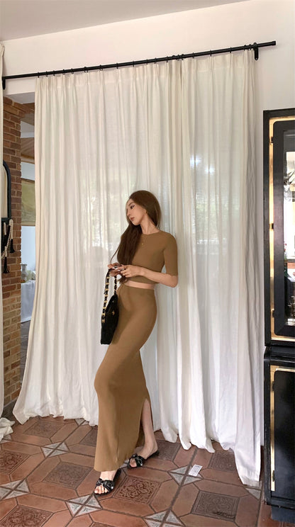 Thu. 針織開叉包臀裙 卡其/黑