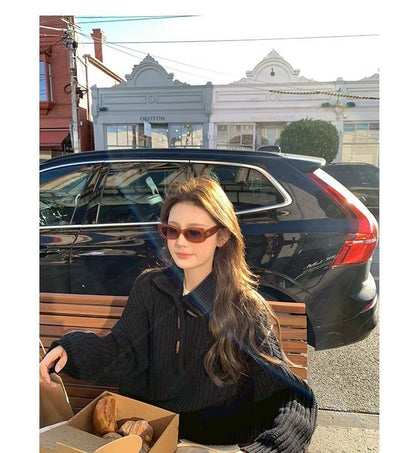 Thu. 濟州橙酒 厚麻花鈕扣高領針織上衣 黑