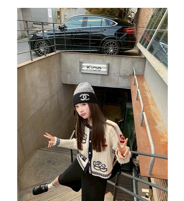 Thu. 淡味牛津chic熱巴同款玫瑰刺繡針織開衫 米白