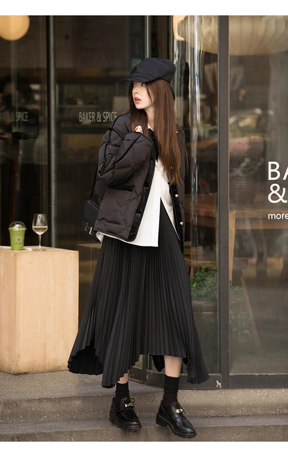 Sun. 經典黑 菱格圓領白鴨絨外套