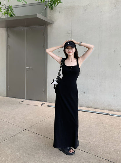 Sun. 百搭純色鈕扣連身裙 黑