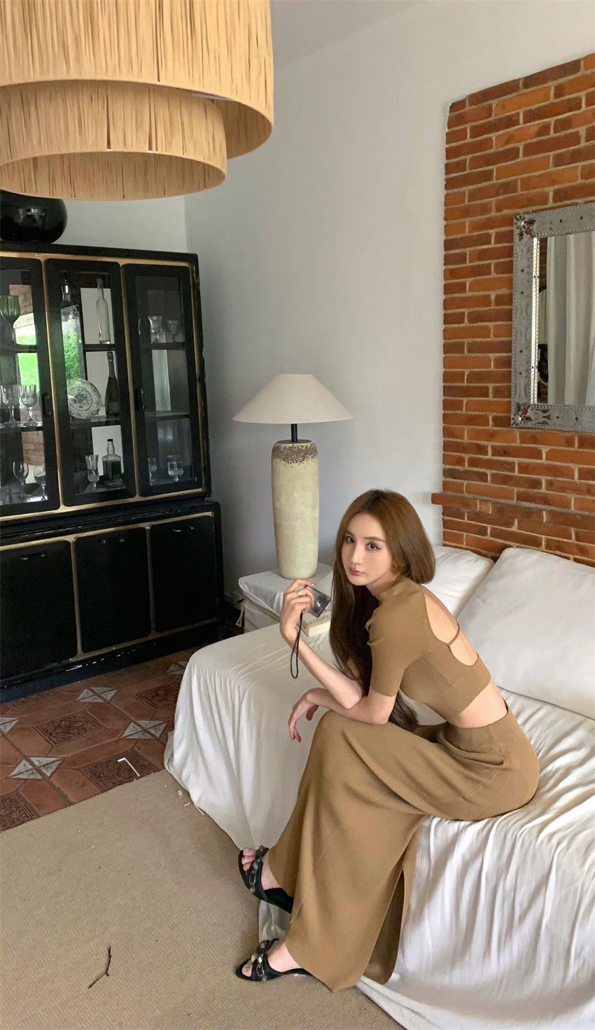 Thu. 針織開叉包臀裙 卡其/黑