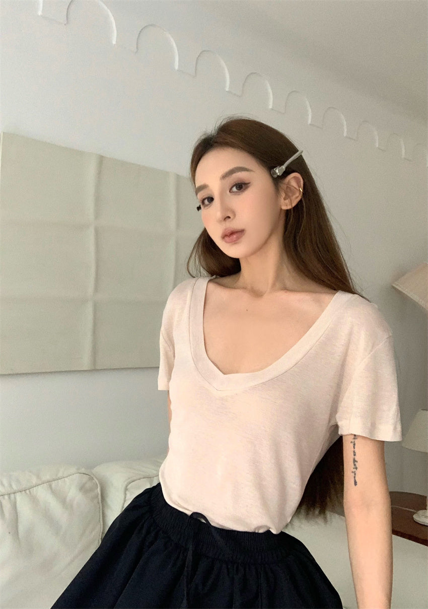 Mon. 慵懶大V領純色上衣 米色