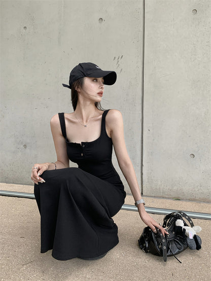 Sun. 百搭純色鈕扣連身裙 黑