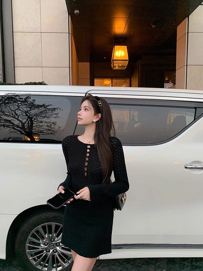 Tue. Crush 美神裙掌管高級與性感針織縷空裙 黑