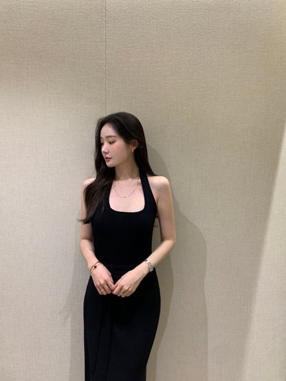 Tue. 帶氛圍氣質開叉掛脖針織連身裙套裝 黑
