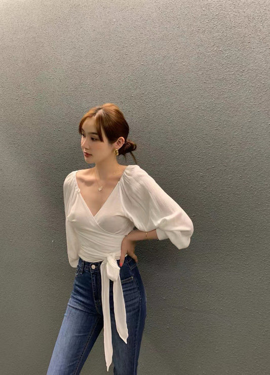 Thu. V領顯瘦短款綁帶雪紡衫 白/黑