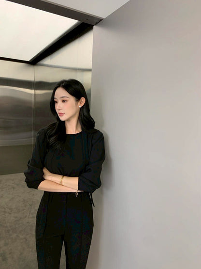Fri. 法式新款掛脖飄帶氣質上衣 黑/白