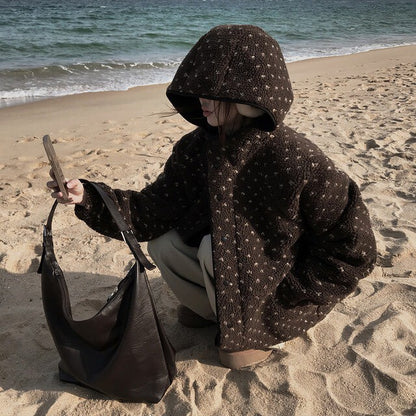 Fri. 熱呼便利店愛心波點羊羔毛連帽外套 咖/灰