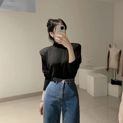 Mon. 韓chic百搭磨毛墊肩高領上衣 黑