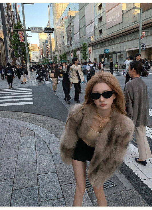 Tue. 「財閥女」貴氣千金時髦皮草短外套