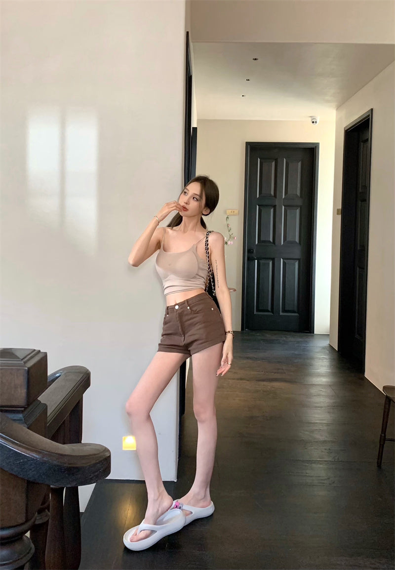 Mon. 休閒百搭高腰修身短褲 咖