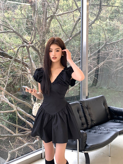 Fri. 法式收腰大V芭蕾裙 黑