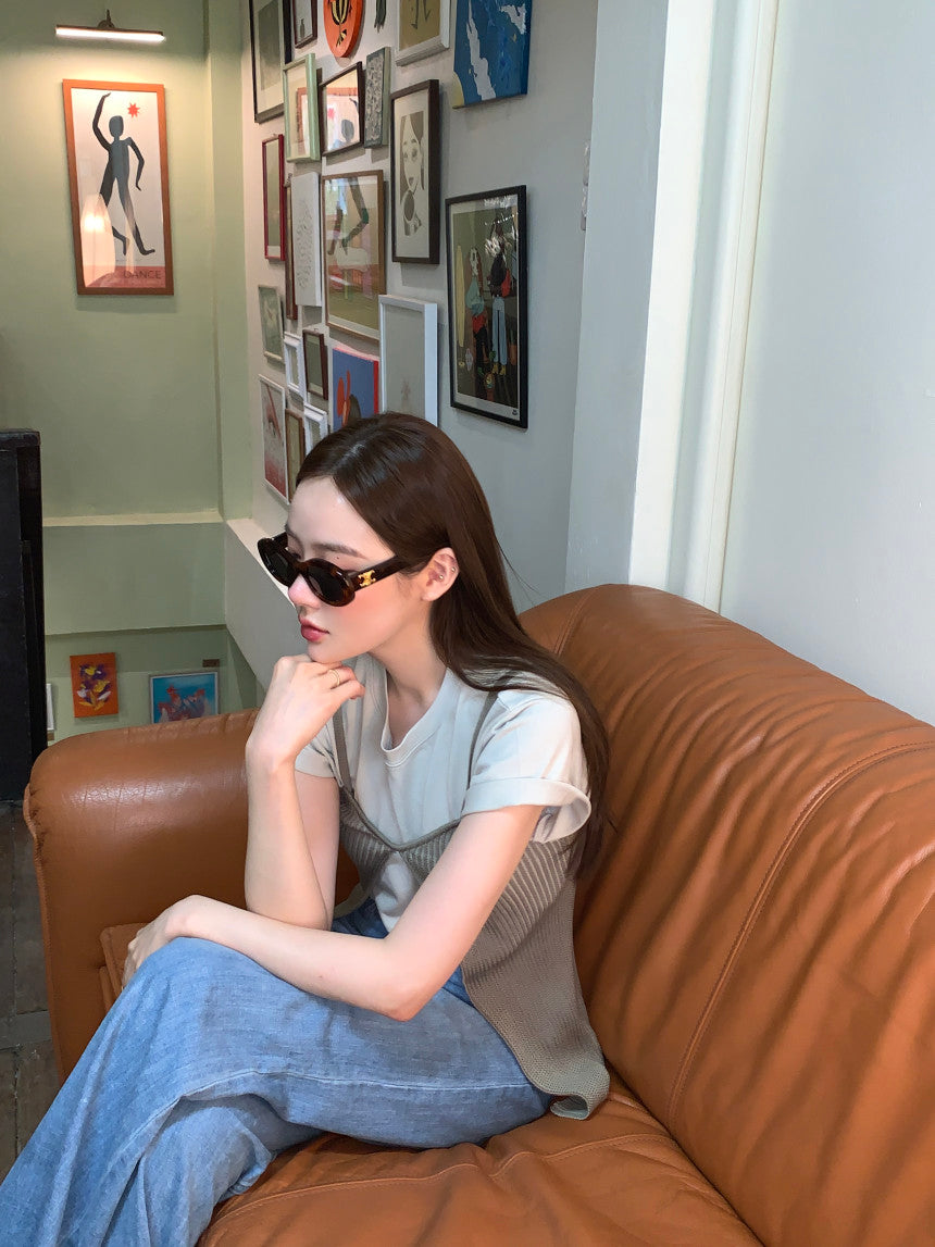 Thu. 撞色短版上衣+開叉背心 灰T卡其色背心