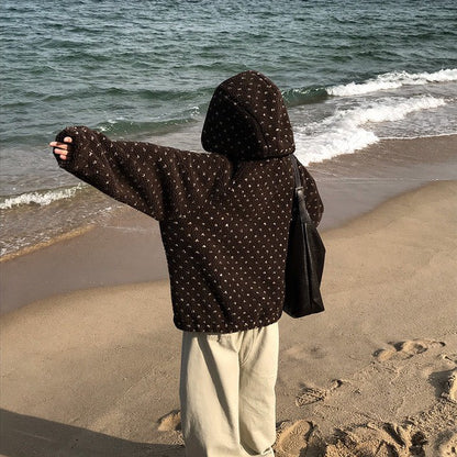 Fri. 熱呼便利店愛心波點羊羔毛連帽外套 咖/灰