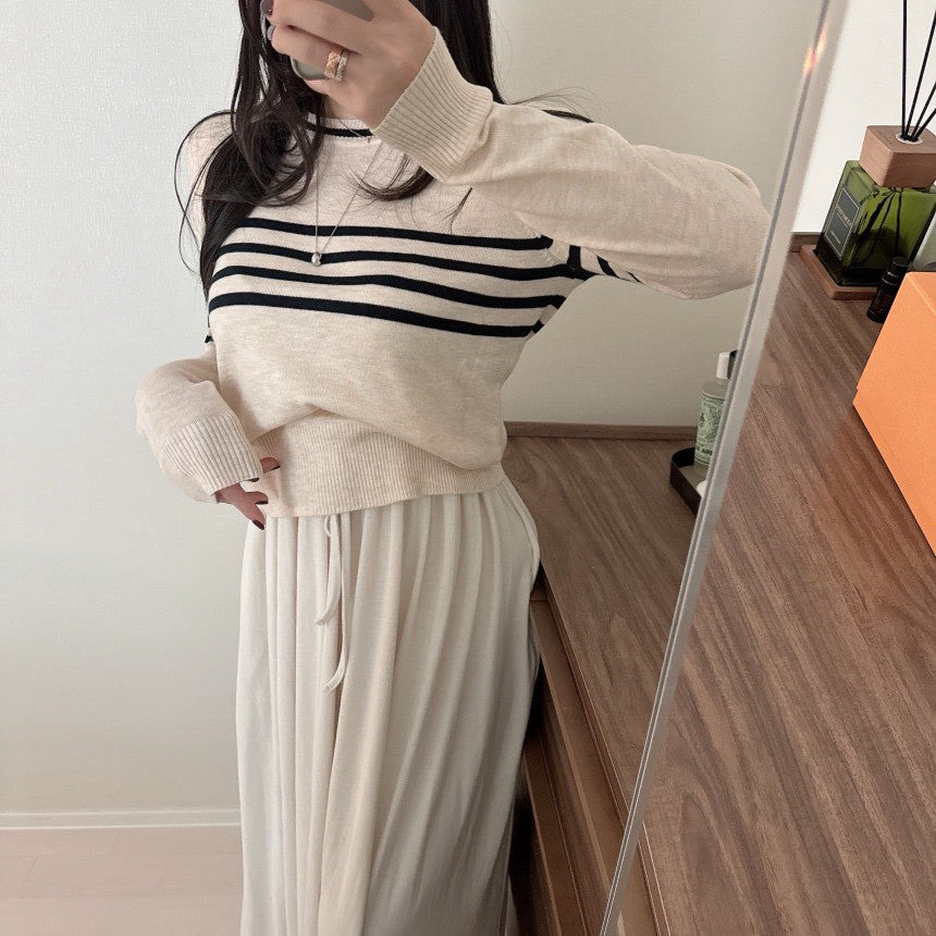 Mon. 簡約撞色線條圓領針織上衣 杏/藍