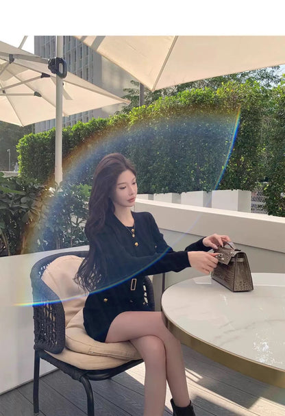 Thu. 江浙滬千金腰帶式金釦圓領針織連衣裙 黑