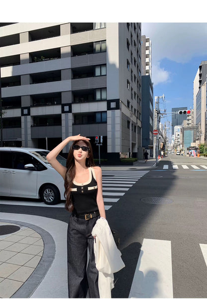 Thu. 黑白小香 明星同款金釦緊身針織背心