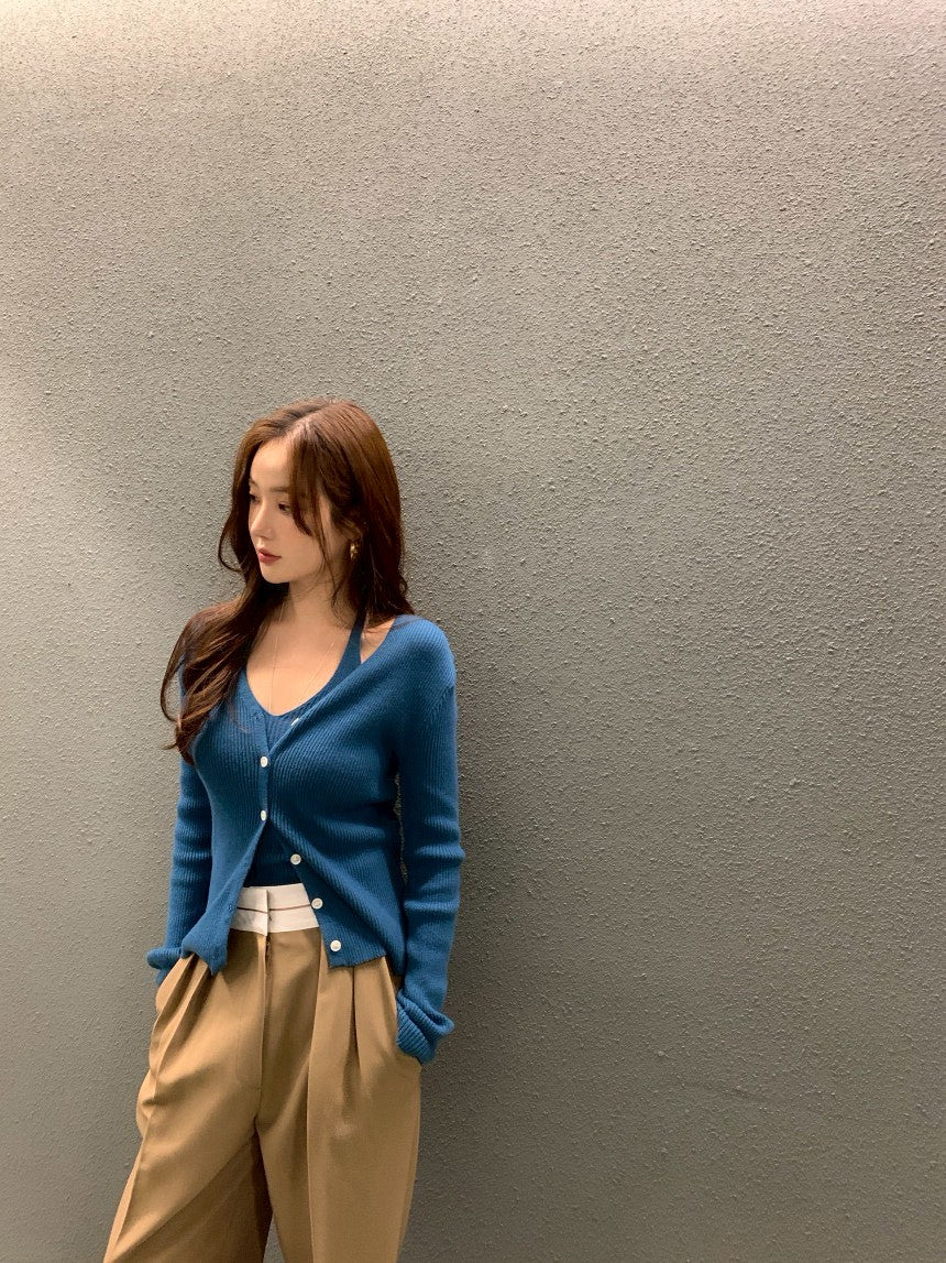 Fri. 慵懶chic針織V領挖背2件套 藍