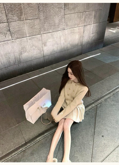 Tue. 月下桂色慵懶雙排扣針織百褶裙套裝