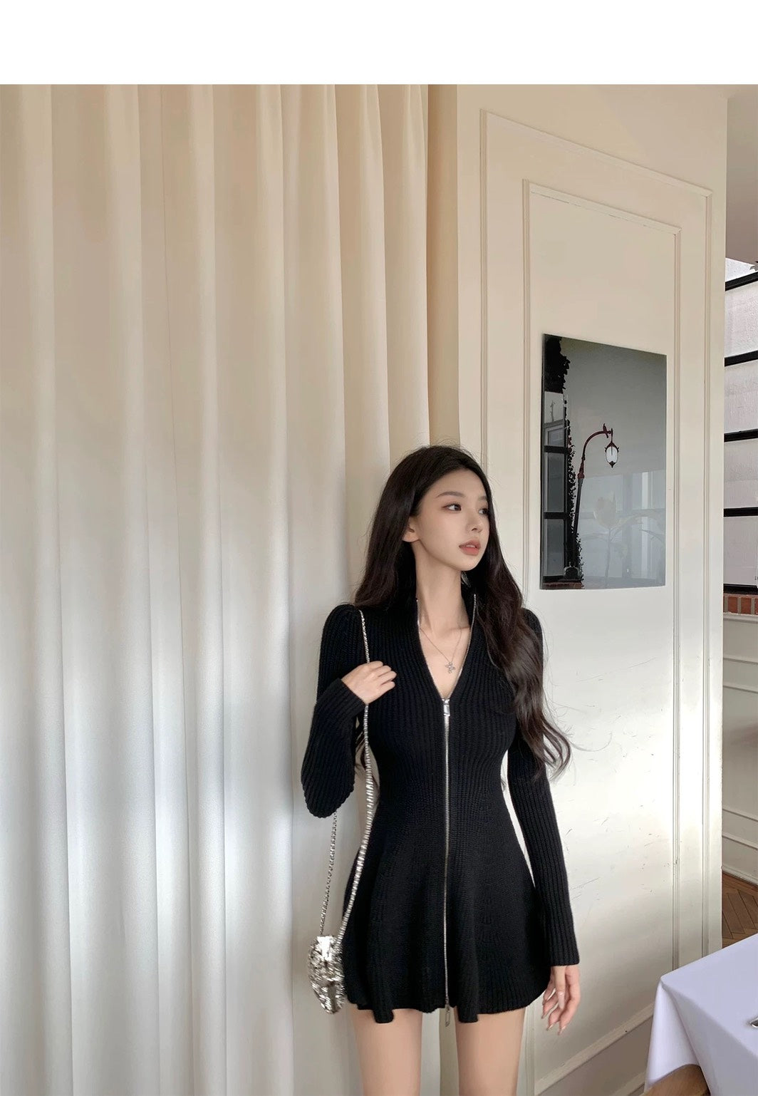 Thu. 氣質姊姊半高領拉鍊粗針花瓣連身裙 黑