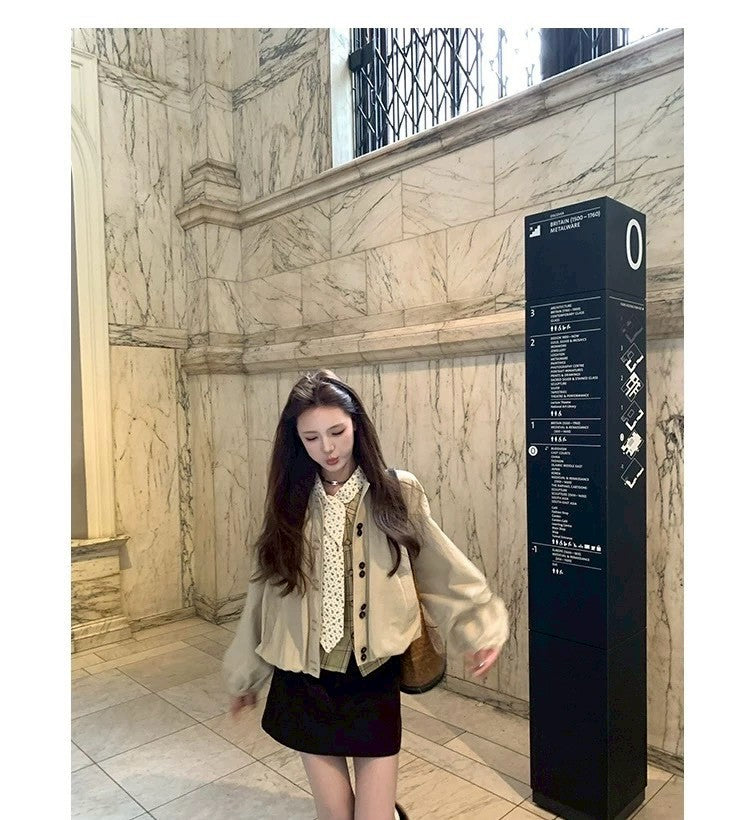 Thu. 明媚香港 復古花苞圓領夾克 卡其